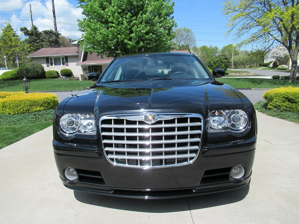 2006 Chrysler 300 (2005-2023) - Image 3 of 31