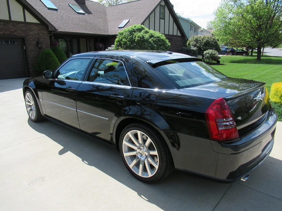 2006 Chrysler 300 (2005-2023) - Image 15 of 31