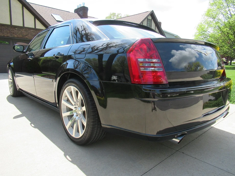 2006 Chrysler 300 (2005-2023) - Image 14 of 31