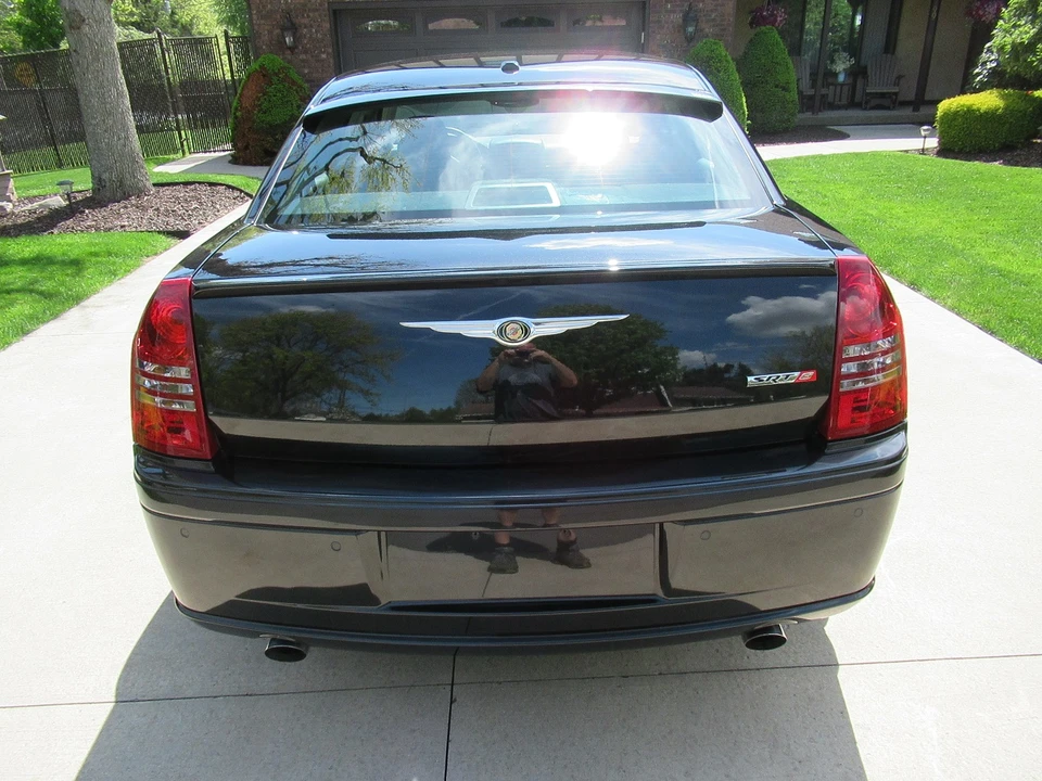 2006 Chrysler 300 (2005-2023) - Image 12 of 31