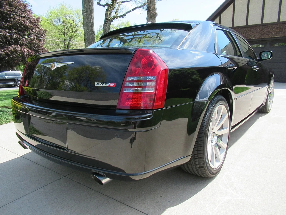2006 Chrysler 300 (2005-2023) - Image 11 of 31