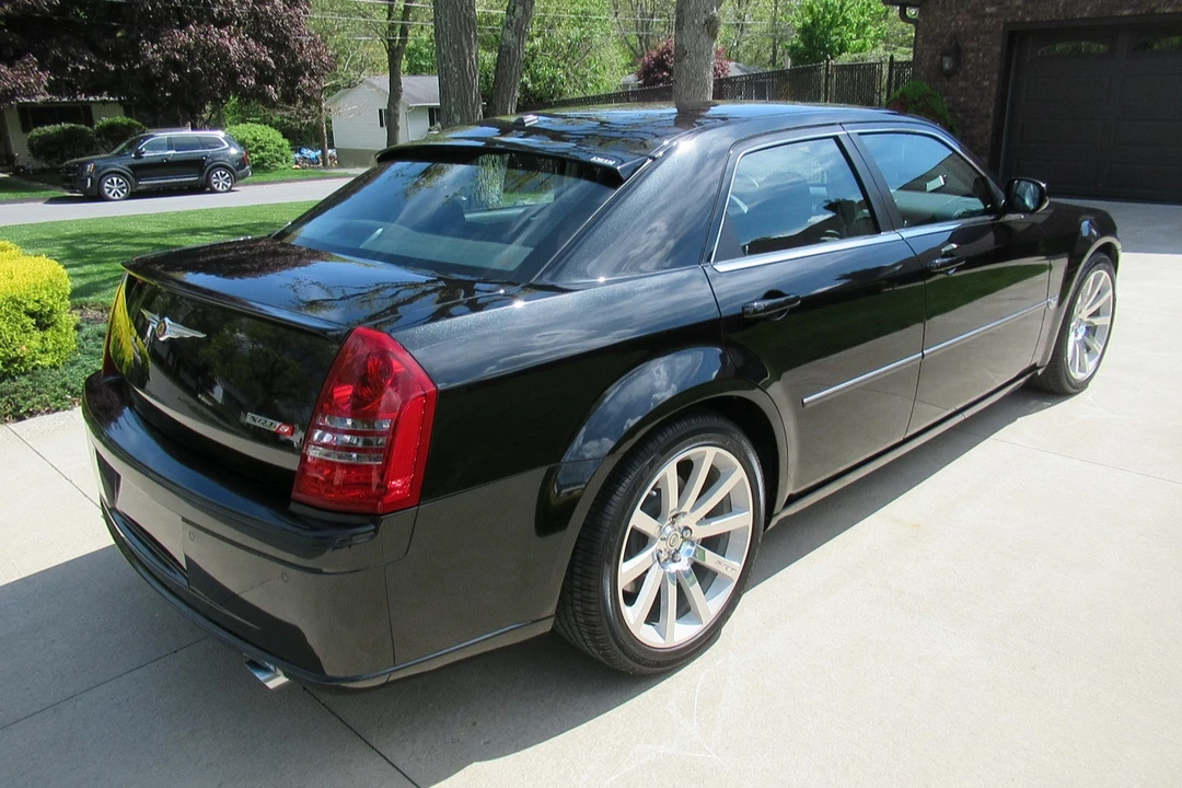 2006 Chrysler 300 (2005-2023) - Image 10 of 31