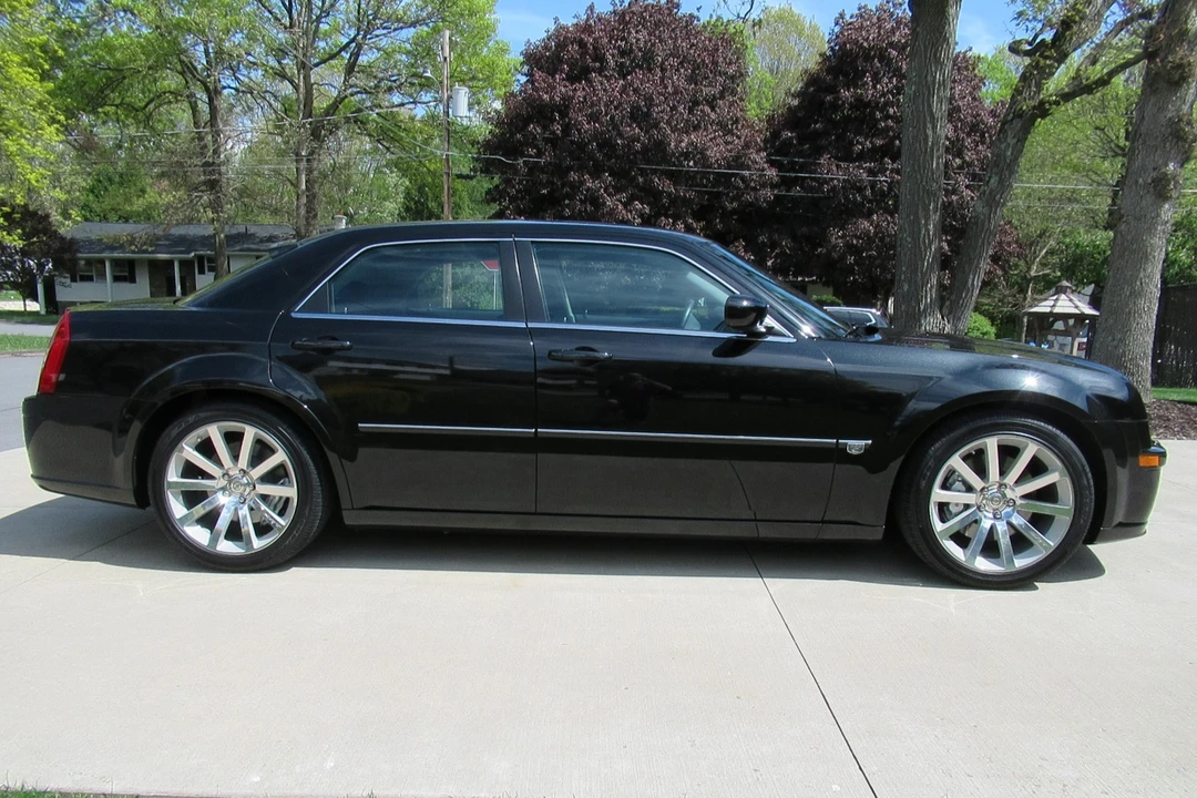 2006 Chrysler 300 (2005-2023) - Image 9 of 31