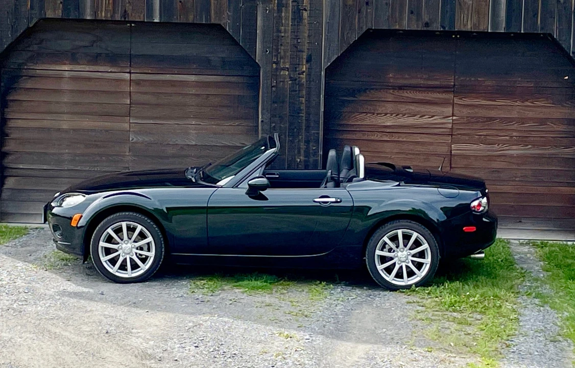 2008 Mazda NC MX-5 Miata - Image 11 of 31