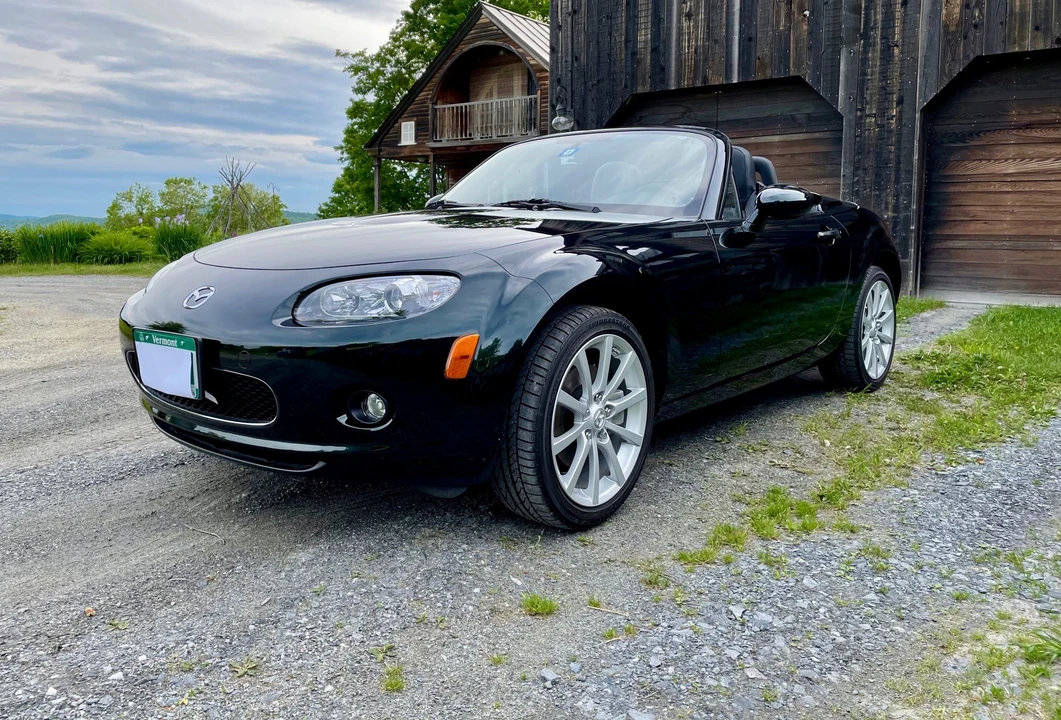 2008 Mazda NC MX-5 Miata - Image 4 of 31