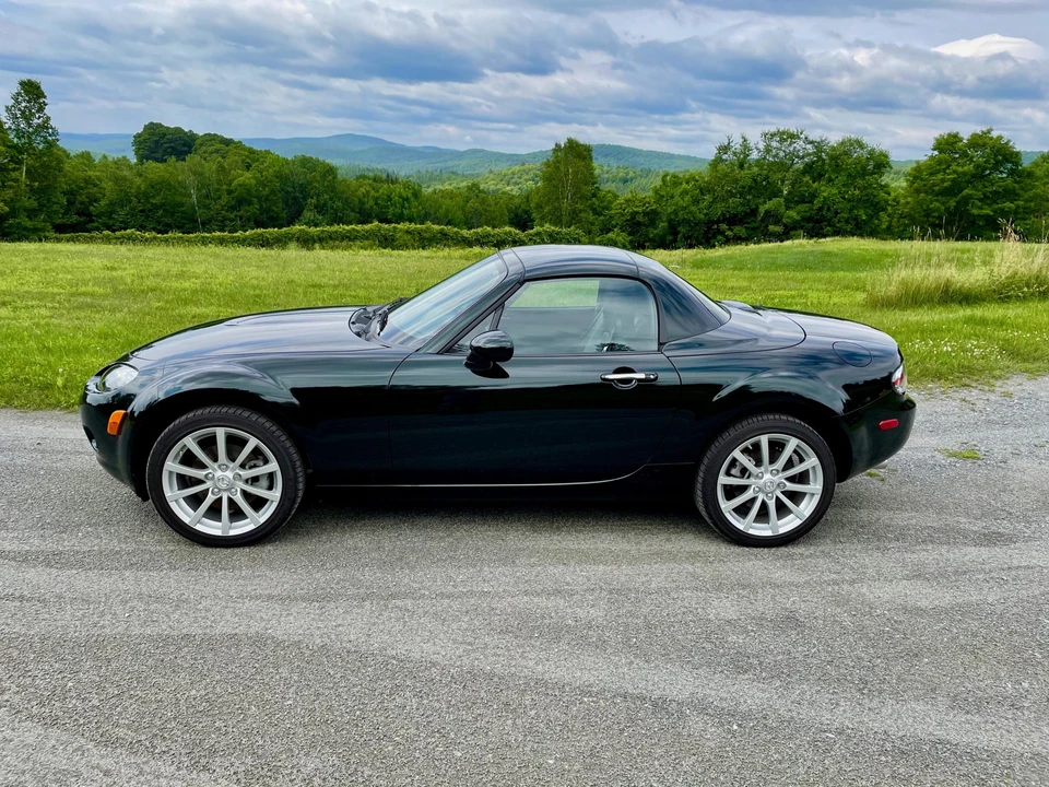 2008 Mazda NC MX-5 Miata - Image 14 of 31