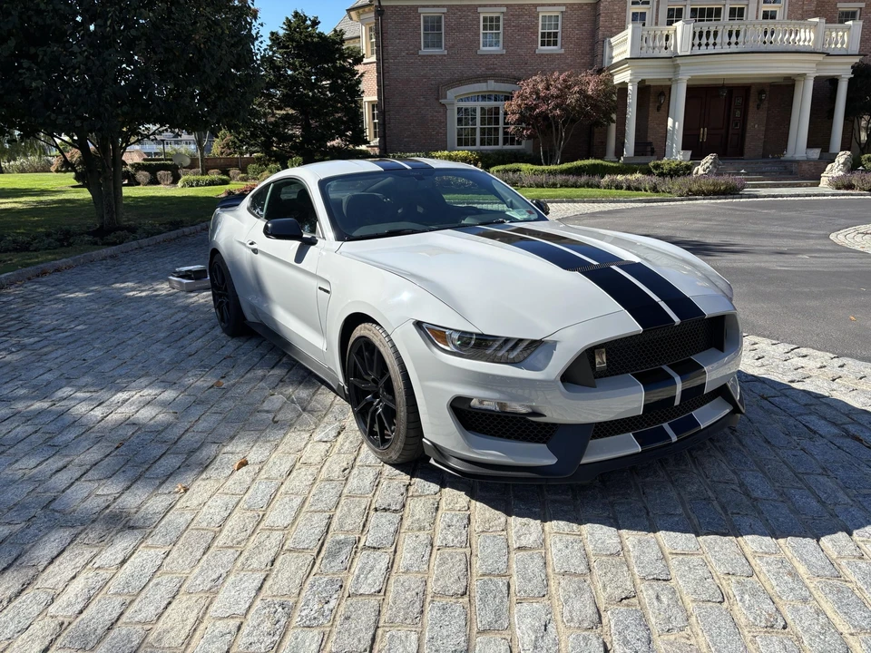 2015 Ford S550 Shelby Mustang GT350 - Image 2 of 31