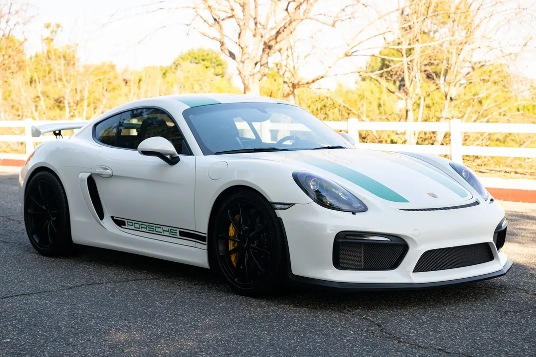 2016 Porsche 981 Cayman GT4 - Image 2 of 6