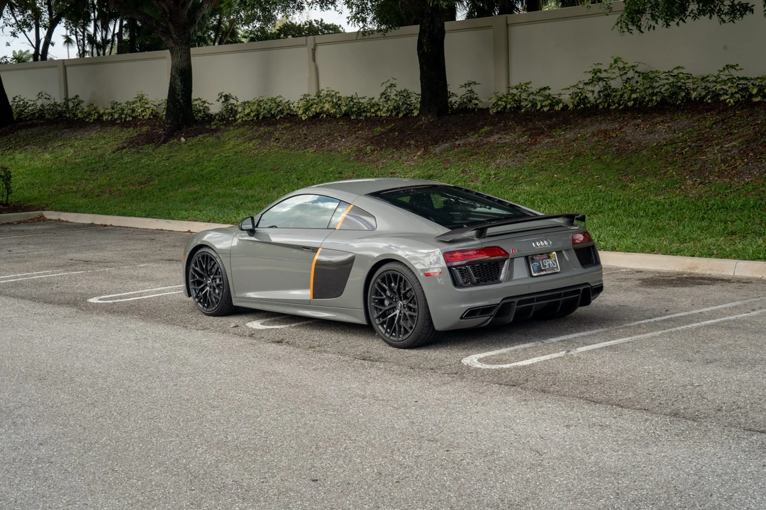 2017 Audi 4S R8 - Image 30 of 31