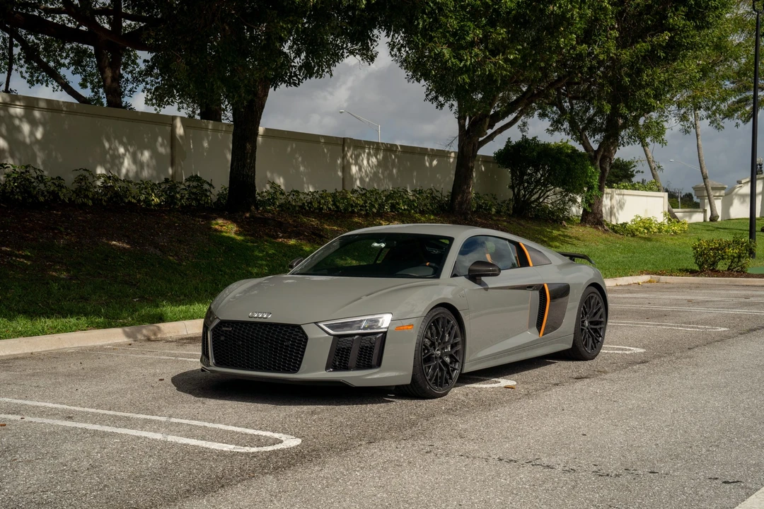 2017 Audi 4S R8 - Image 3 of 31