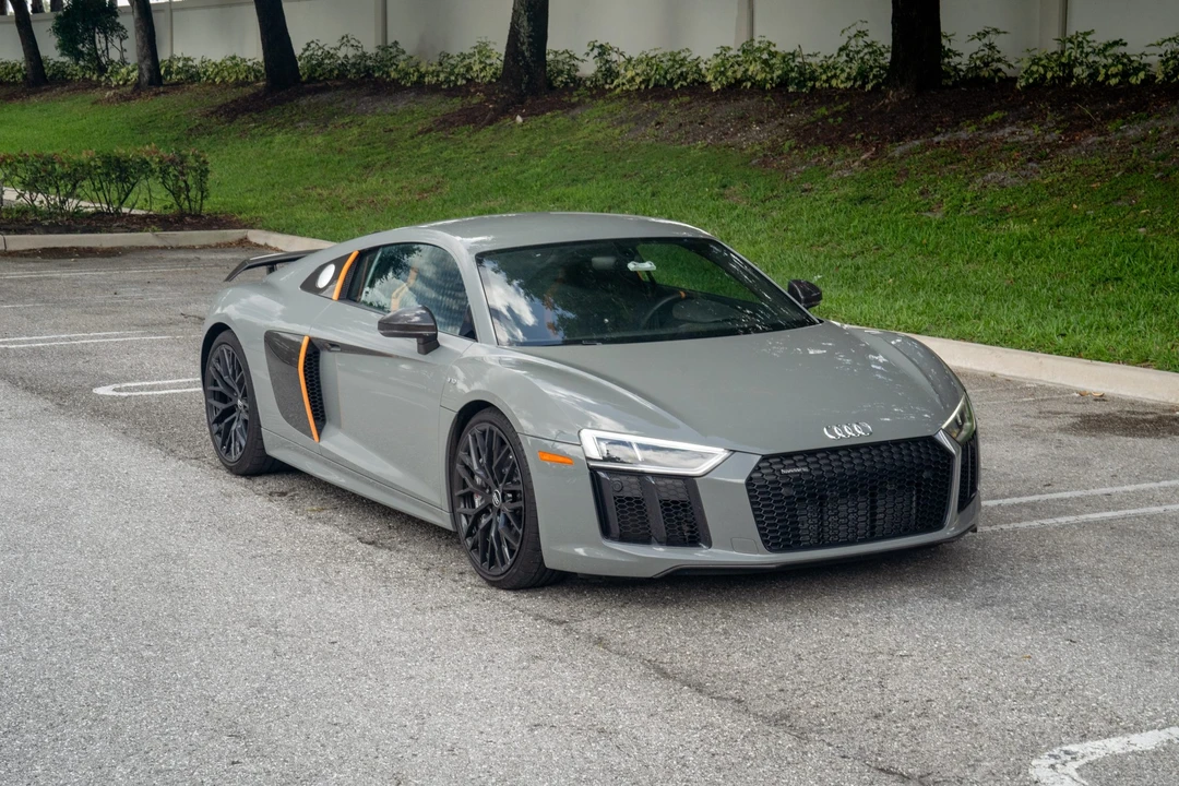 2017 Audi 4S R8 - Image 13 of 31