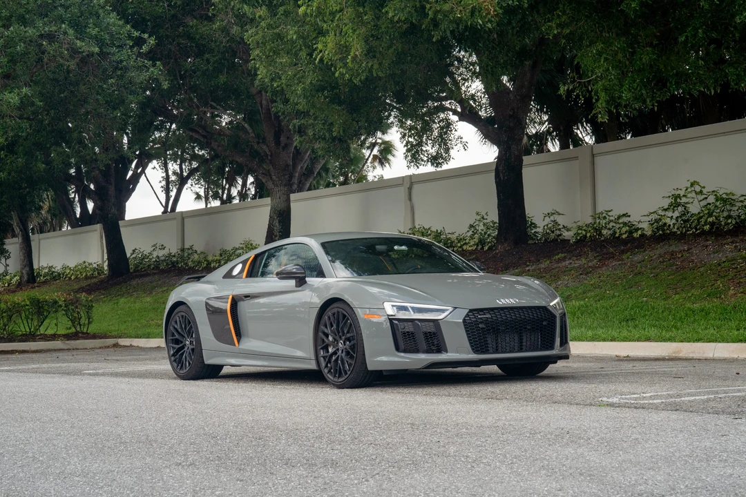2017 Audi 4S R8 - Image 16 of 31