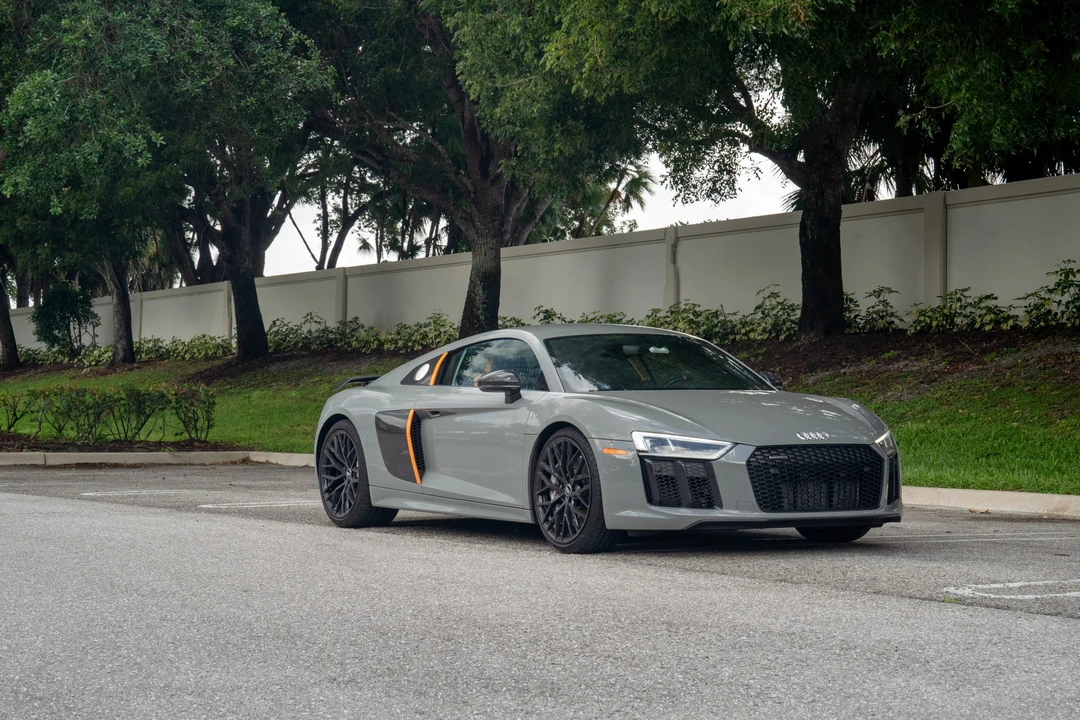 2017 Audi 4S R8 - Image 19 of 31
