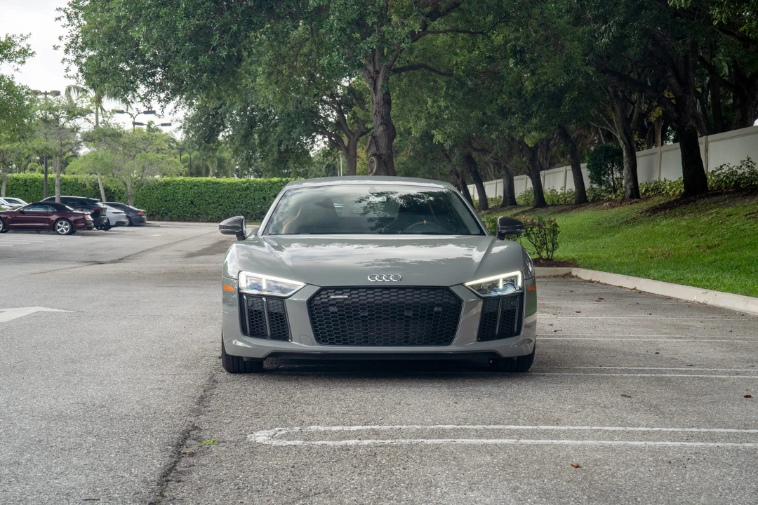 2017 Audi 4S R8 - Image 8 of 31