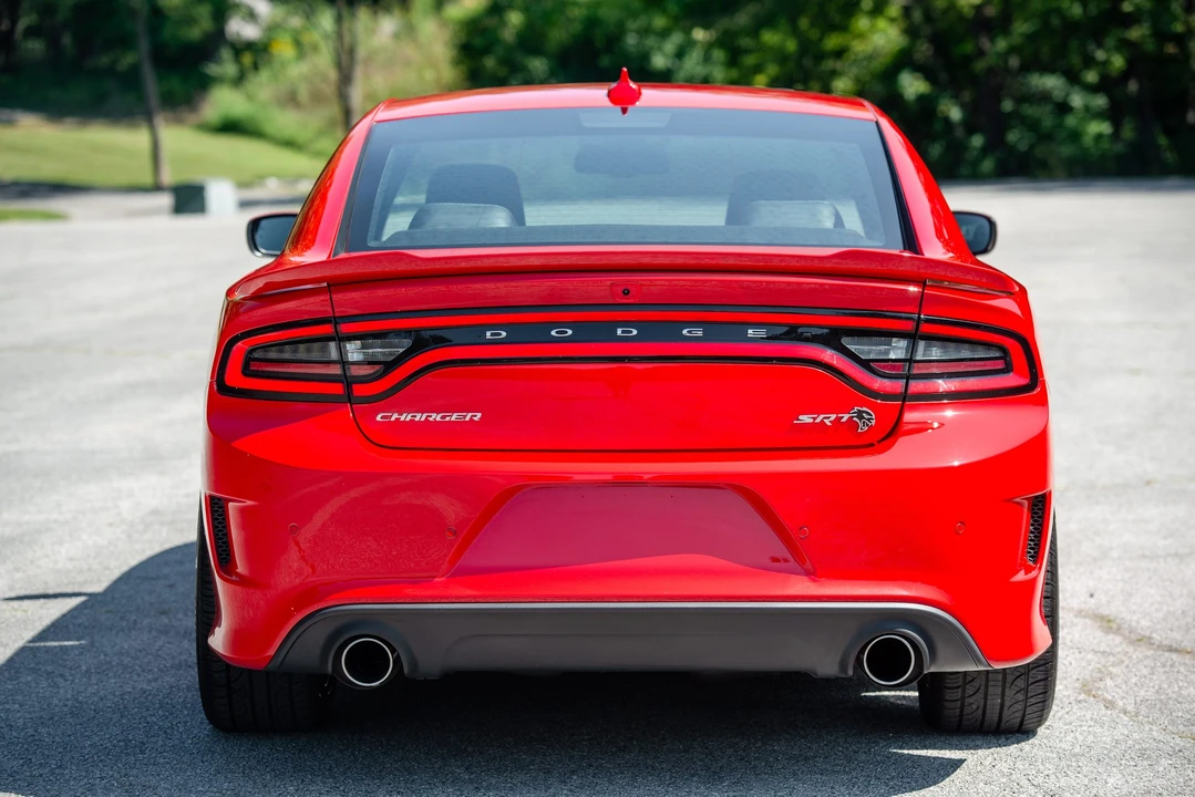 2018 Dodge Charger SRT Hellcat 7th Gen - Image 6 of 31