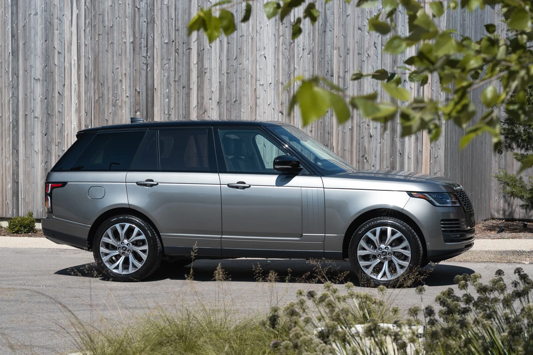 2019 Land Rover Range Rover L405 - Image 14 of 31