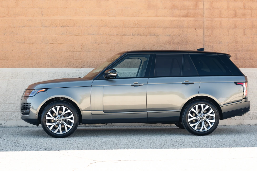 2019 Land Rover Range Rover L405 - Image 17 of 31