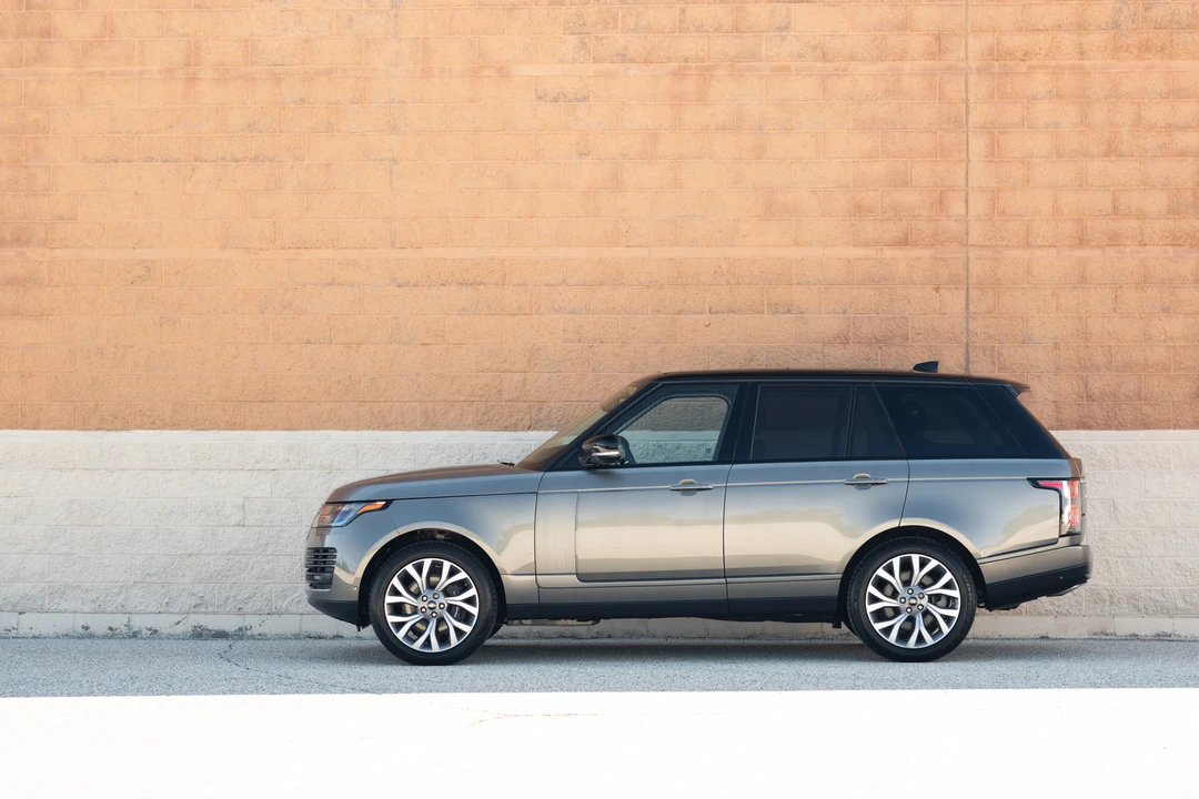 2019 Land Rover Range Rover L405 - Image 16 of 31