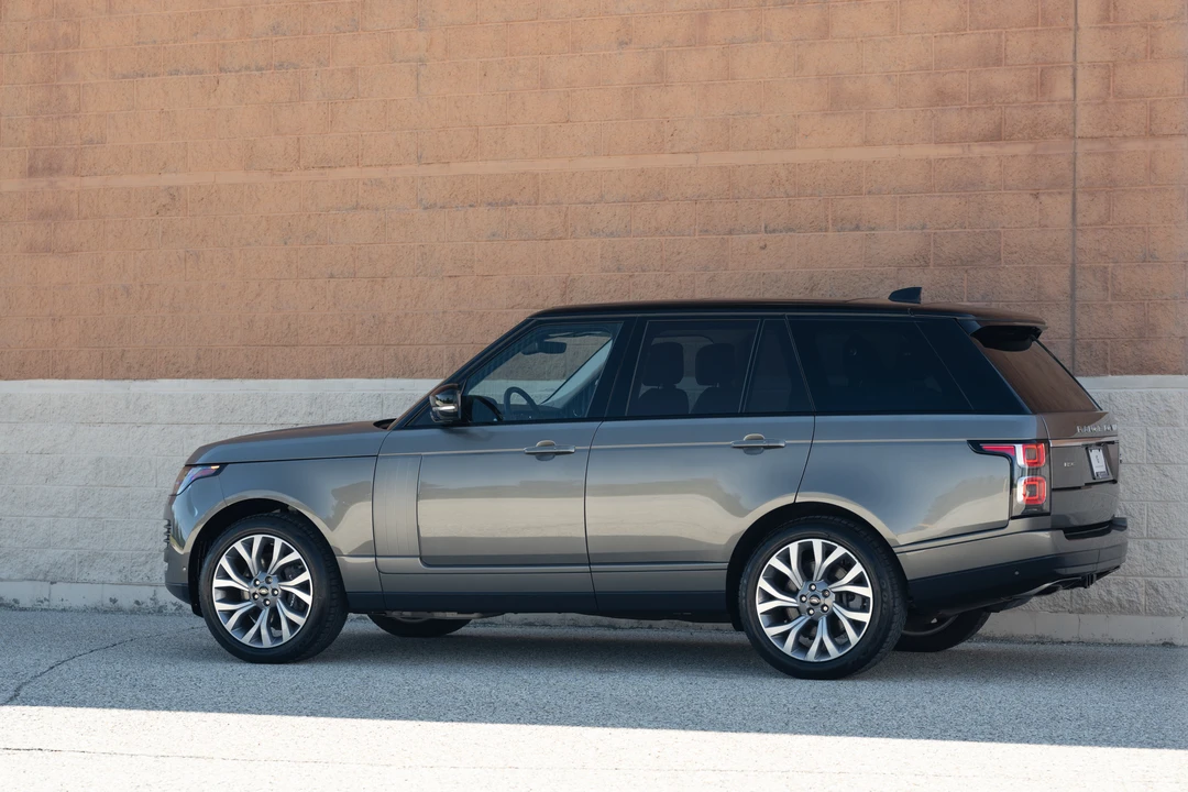 2019 Land Rover Range Rover L405 - Image 18 of 31