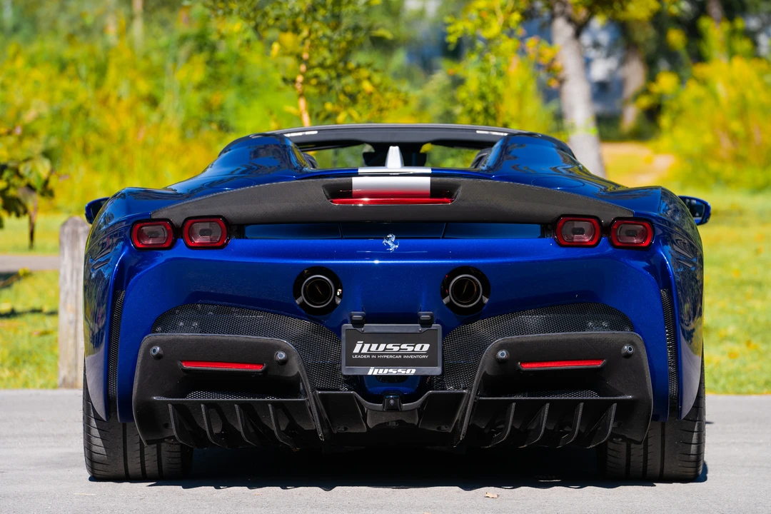 2022 Ferrari SF90 Spider - Image 18 of 31
