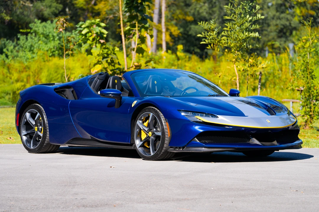 2022 Ferrari SF90 Spider - Image 10 of 31