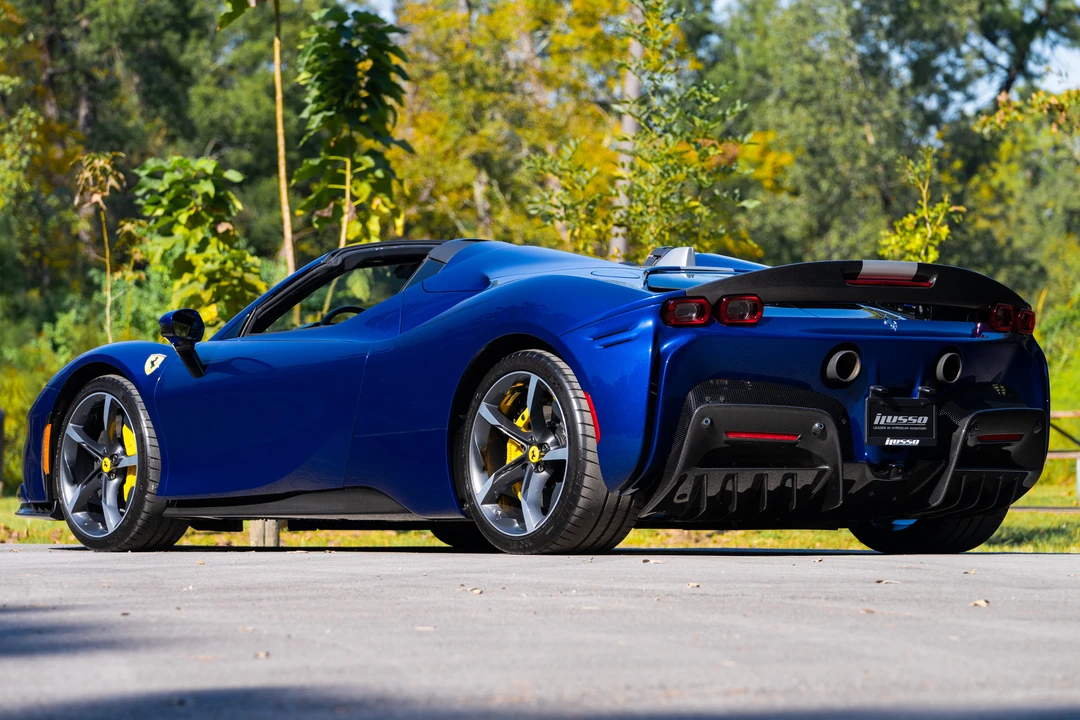 2022 Ferrari SF90 Spider - Image 21 of 31