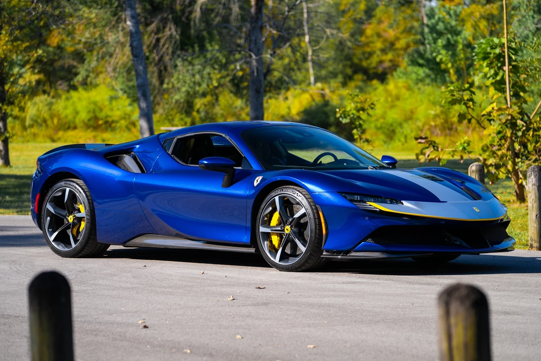 2022 Ferrari SF90 Spider - Image 30 of 31