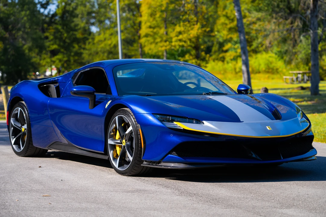 2022 Ferrari SF90 Spider - Image 29 of 31