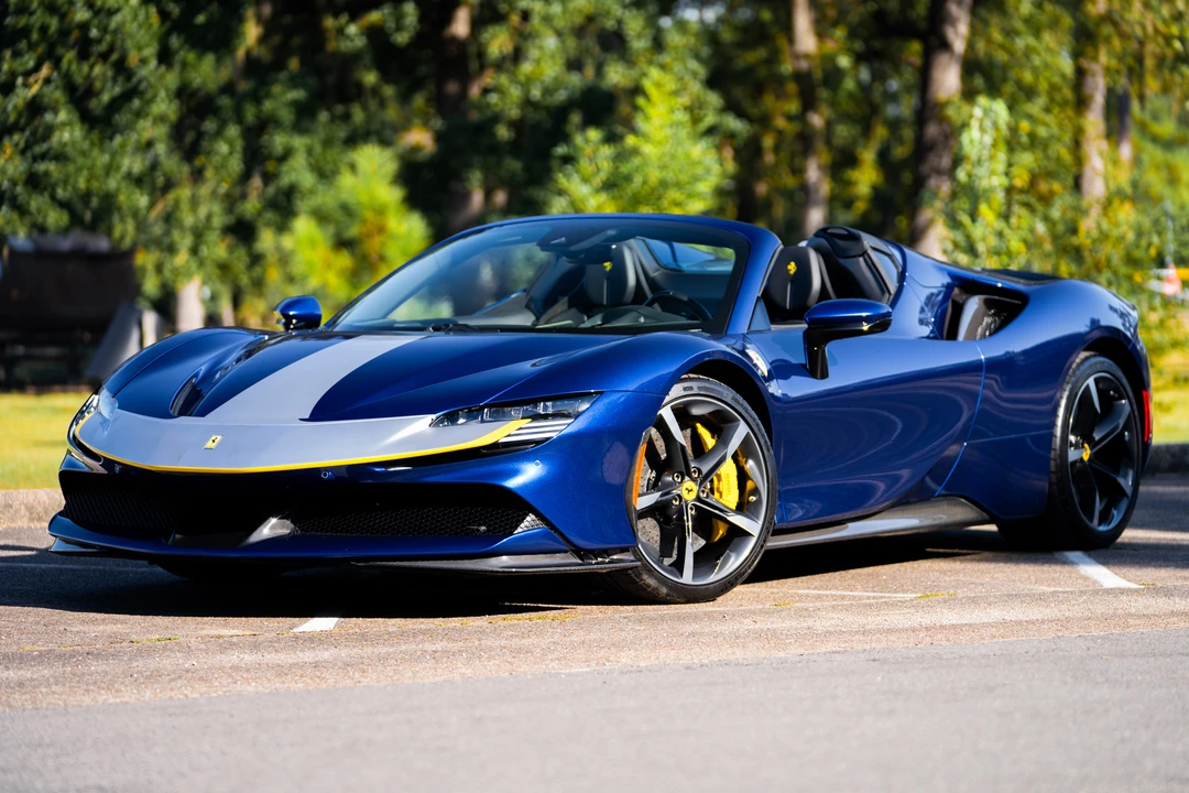 2022 Ferrari SF90 Spider - Image 4 of 31