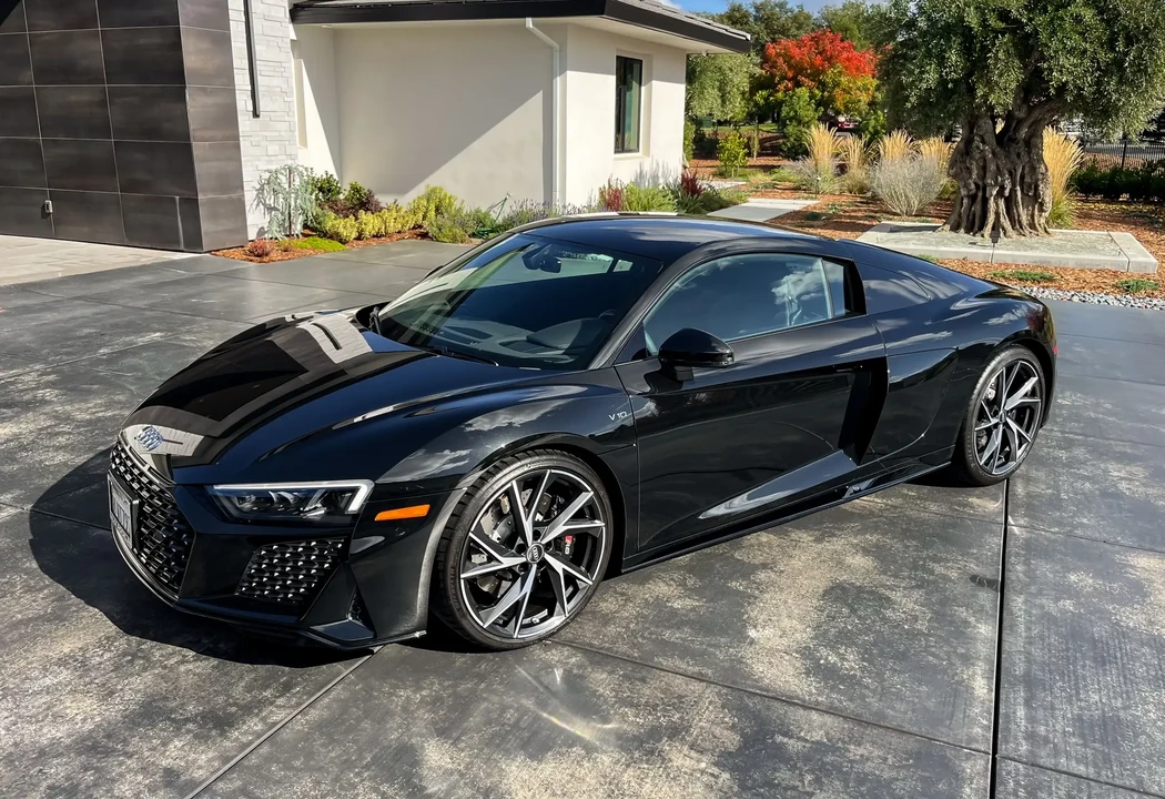 2023 Audi 4S R8 - Image 5 of 6
