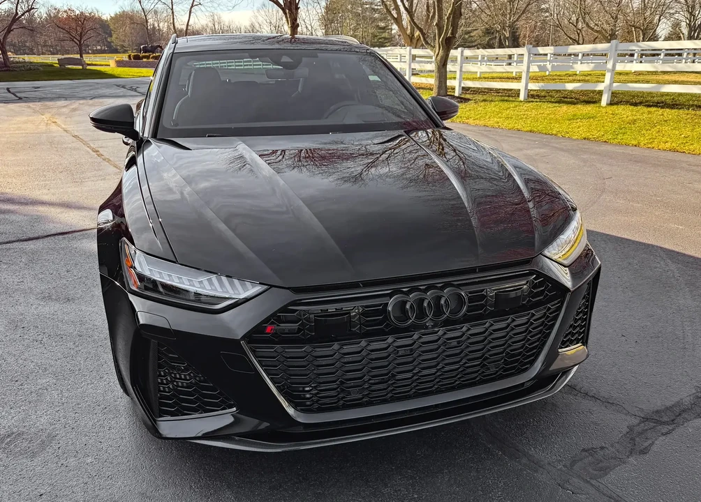 2023 Audi C8 RS6 - Image 2 of 6