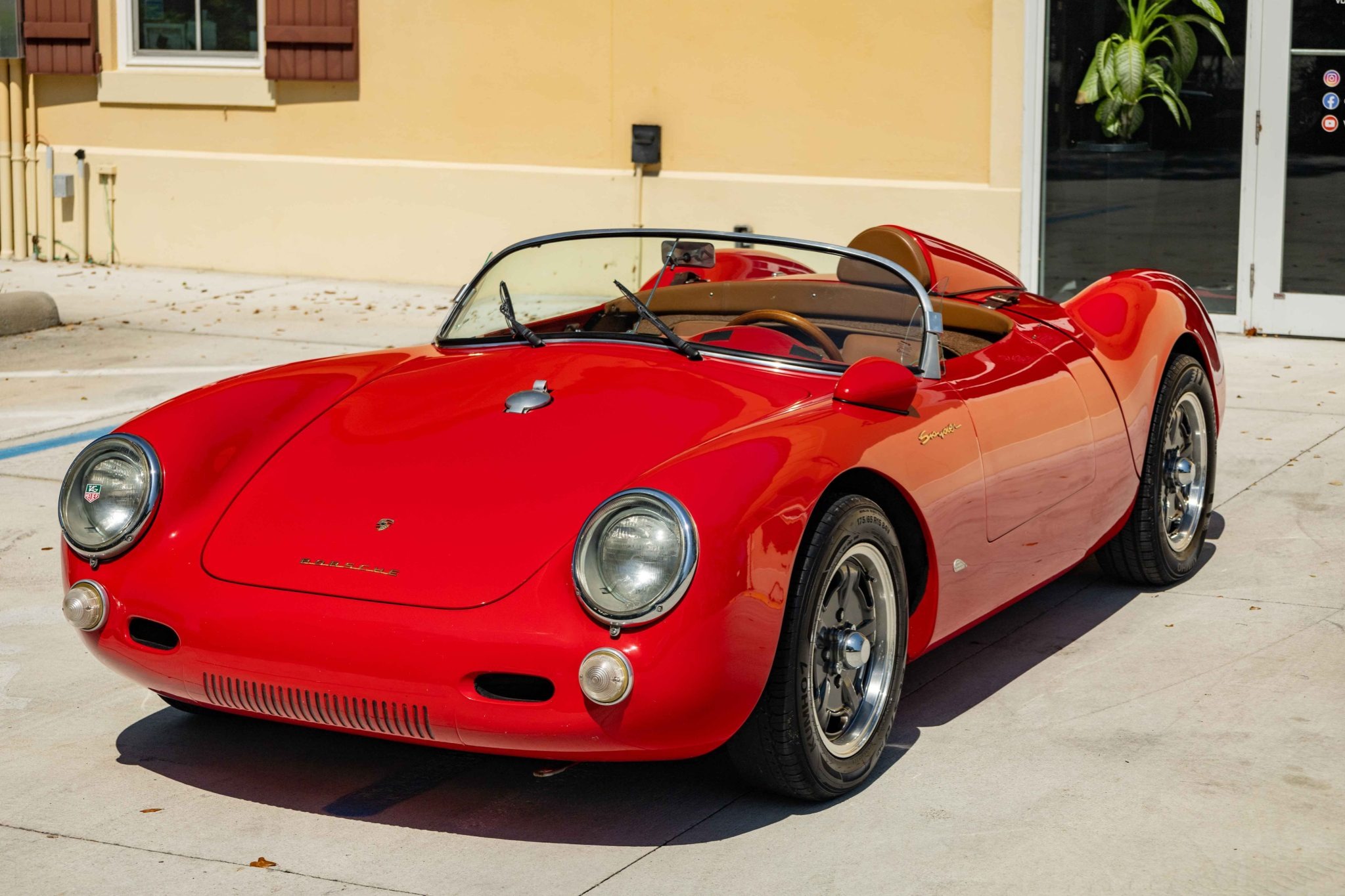 2,165cc-Powered 550 Spyder Replica