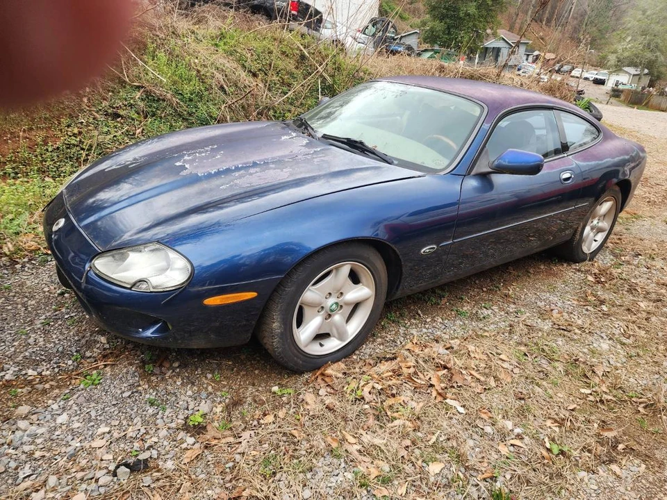 1997 Jaguar X100 XK8 - Image 2 of 9