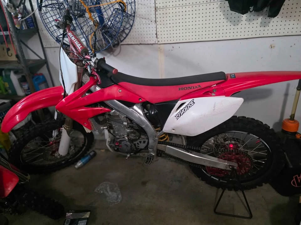 Honda CB450 & CL450 - Image 2 of 2