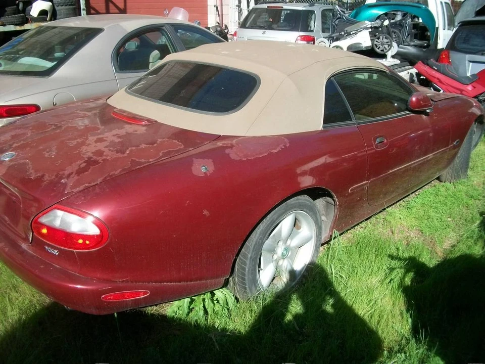 1997 Jaguar X100 XK8 - Image 7 of 12