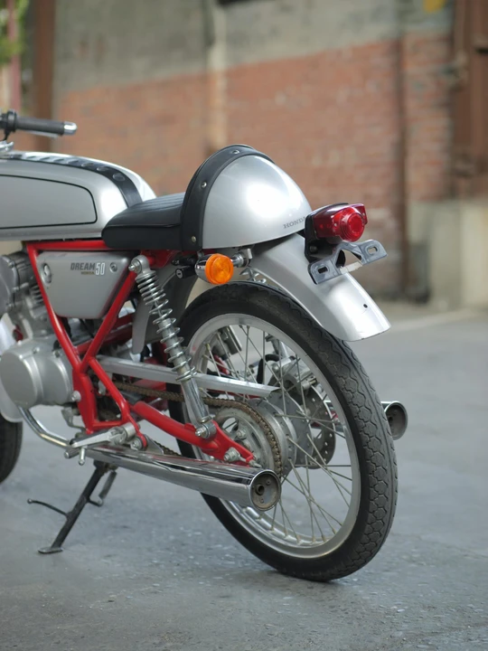 1997 Honda CB50R - Image 26 of 31