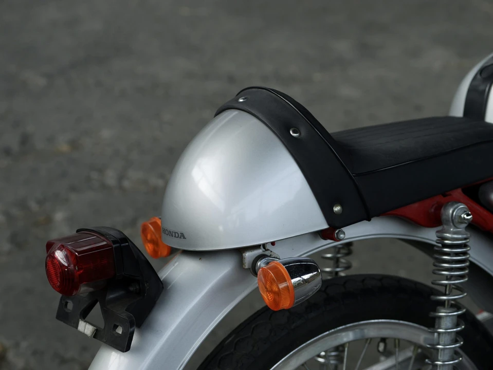 1997 Honda CB50R - Image 22 of 31