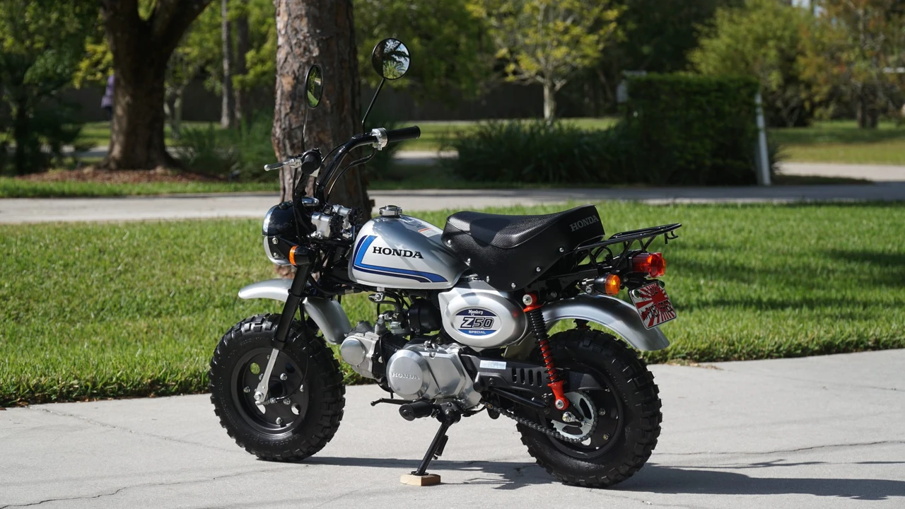 2004 Honda Motorcycles - Image 14 of 31