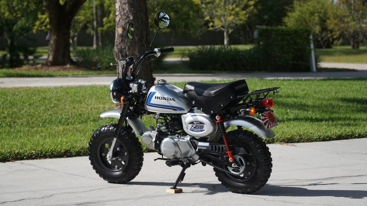2004 Honda Motorcycles - Image 17 of 31