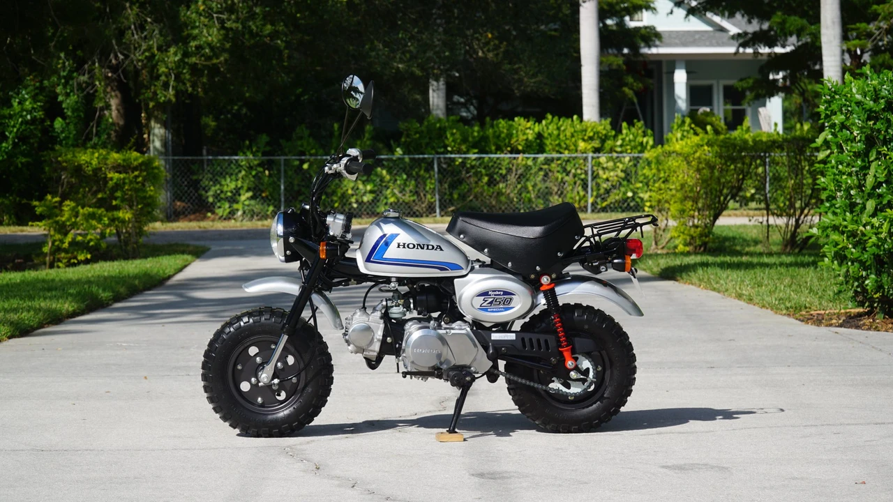2004 Honda Motorcycles - Image 19 of 31