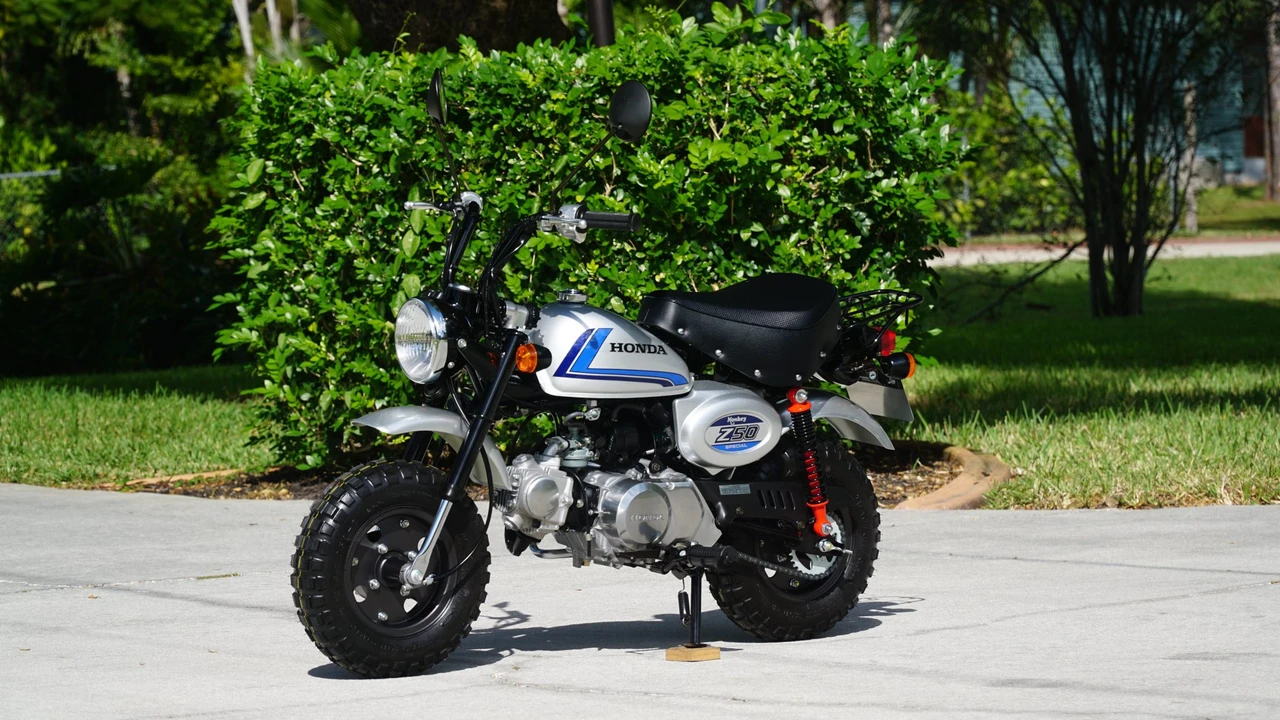 2004 Honda Motorcycles - Image 25 of 31
