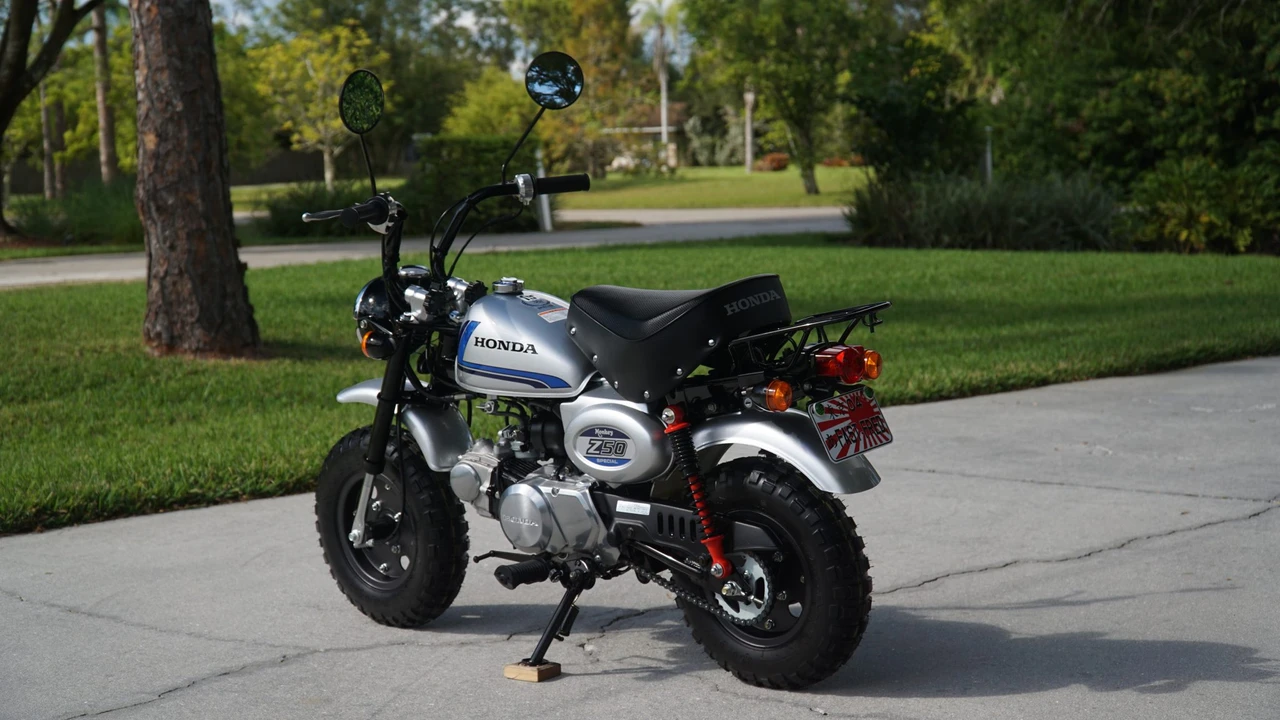 2004 Honda Motorcycles - Image 16 of 31