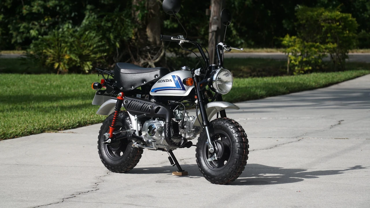 2004 Honda Motorcycles - Image 3 of 31