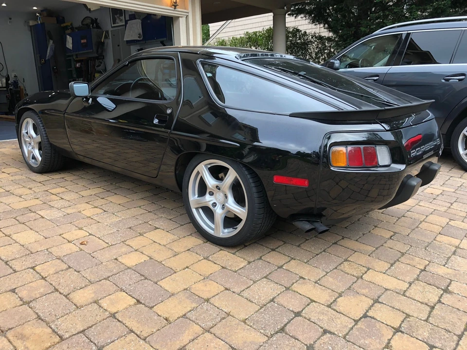 1986 Porsche 928 S - Image 8 of 31