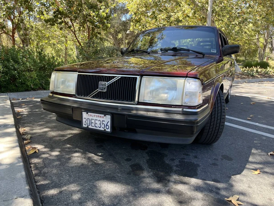 1993 Volvo 200 Series - Image 2 of 23