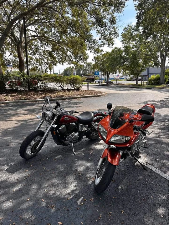 2002 Suzuki - Image 2 of 11