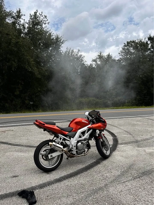 2002 Suzuki - Image 7 of 11
