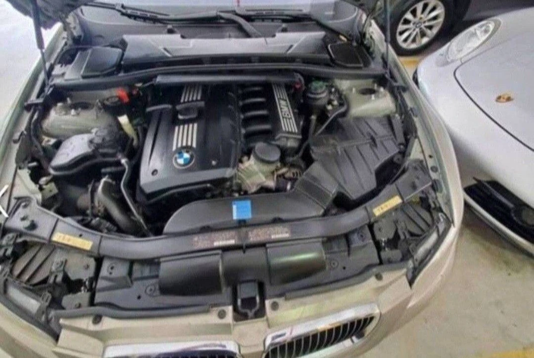 2009 BMW E93 3 Series Convertible - Image 16 of 24