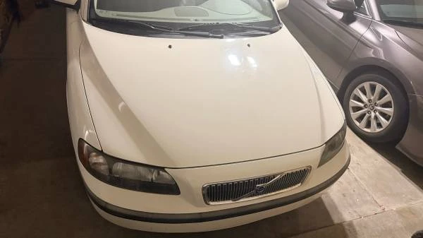 2008 Volvo V70 3rd Gen - Image 2 of 17