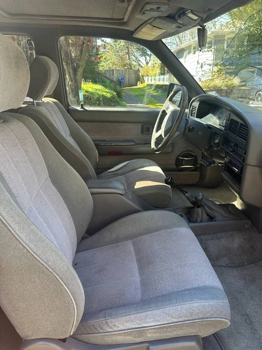 1990 Toyota 4Runner 2nd Gen - Image 9 of 17